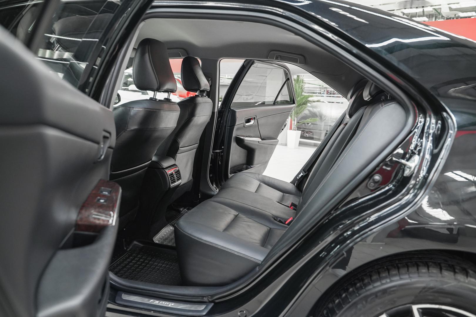 Toyota Camry 2018, черный, ДЦ Орехово