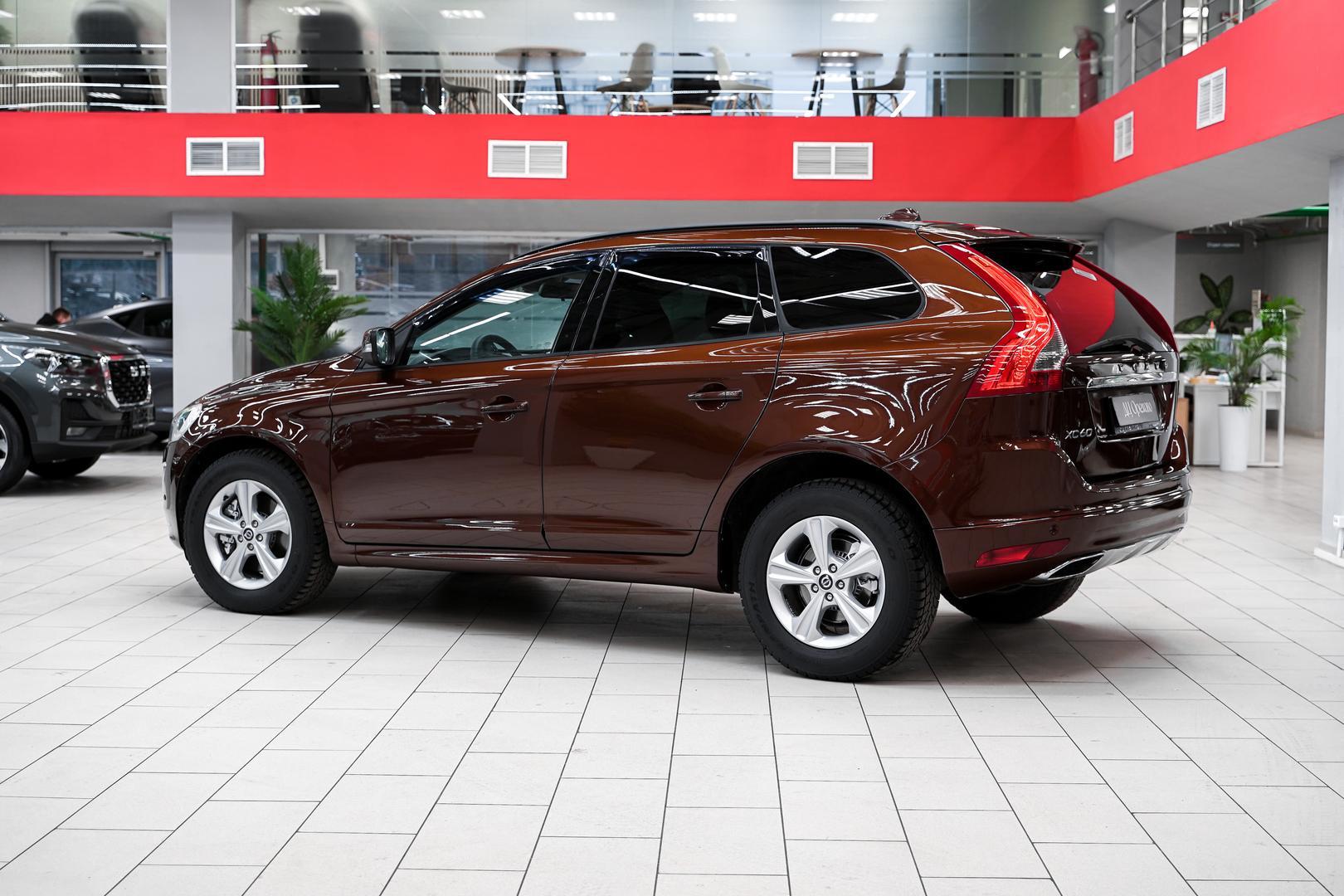 Volvo XC60 2013, коричневый, ДЦ Орехово