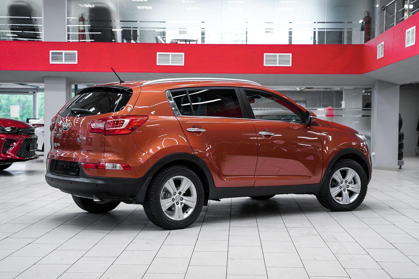Kia Sportage 2011, оранжевый, ДЦ Орехово