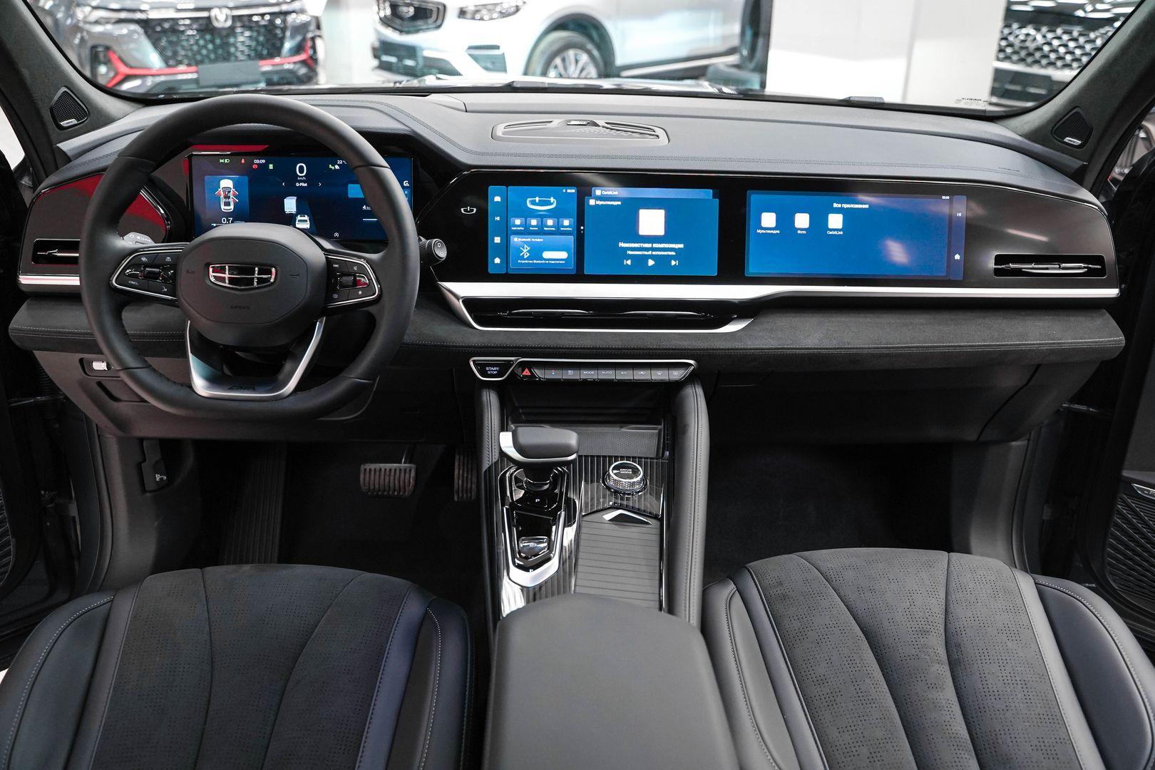 Geely Monjaro 2024, серый, ДЦ Орехово