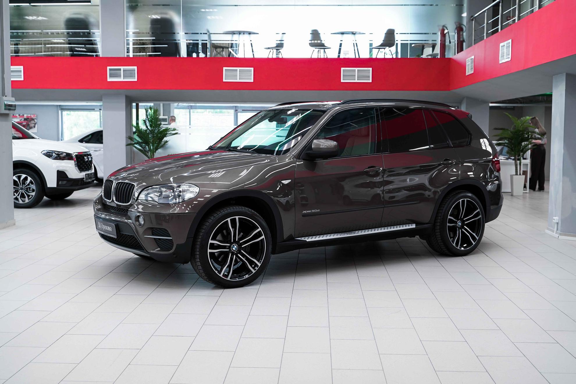 BMW X5 2013, коричневый, ДЦ Орехово