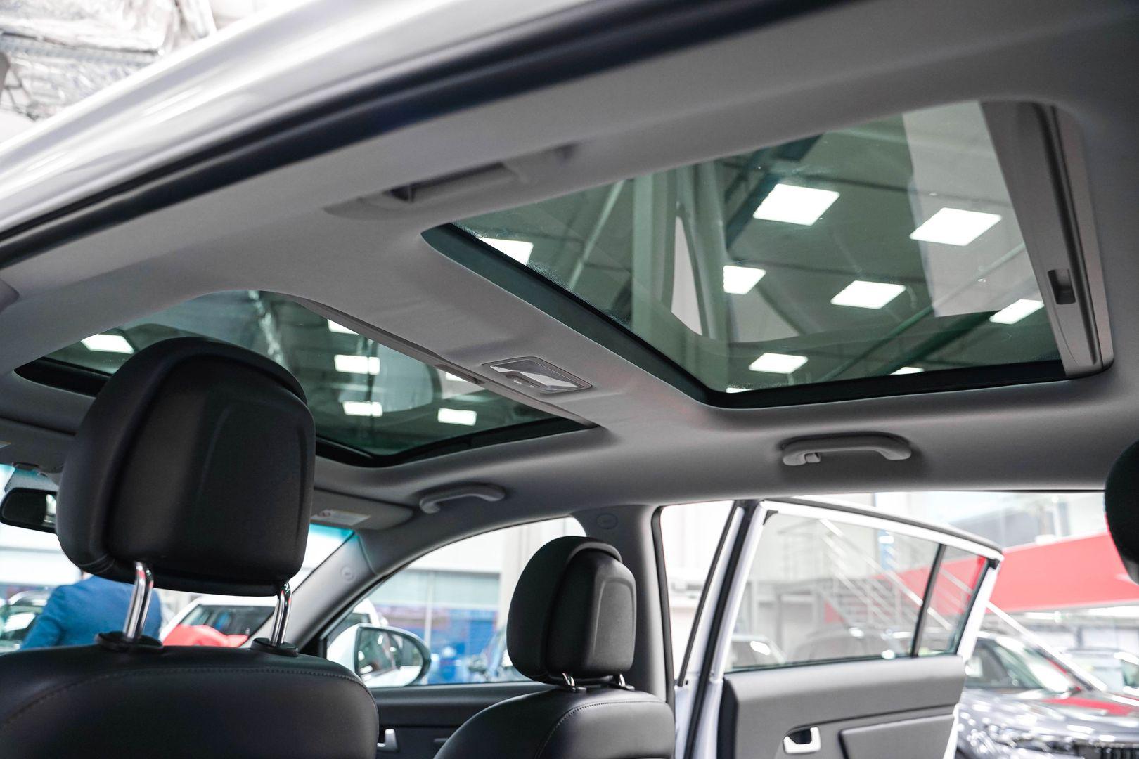 Kia Sportage 2012, белый, ДЦ Орехово