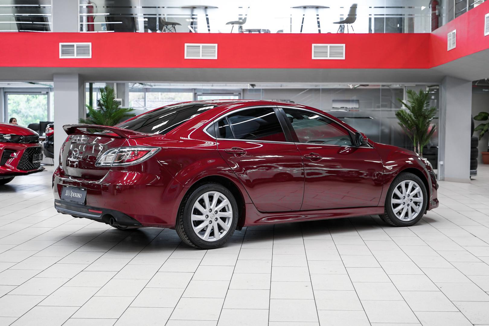 Mazda 6 2010, красный, ДЦ Орехово