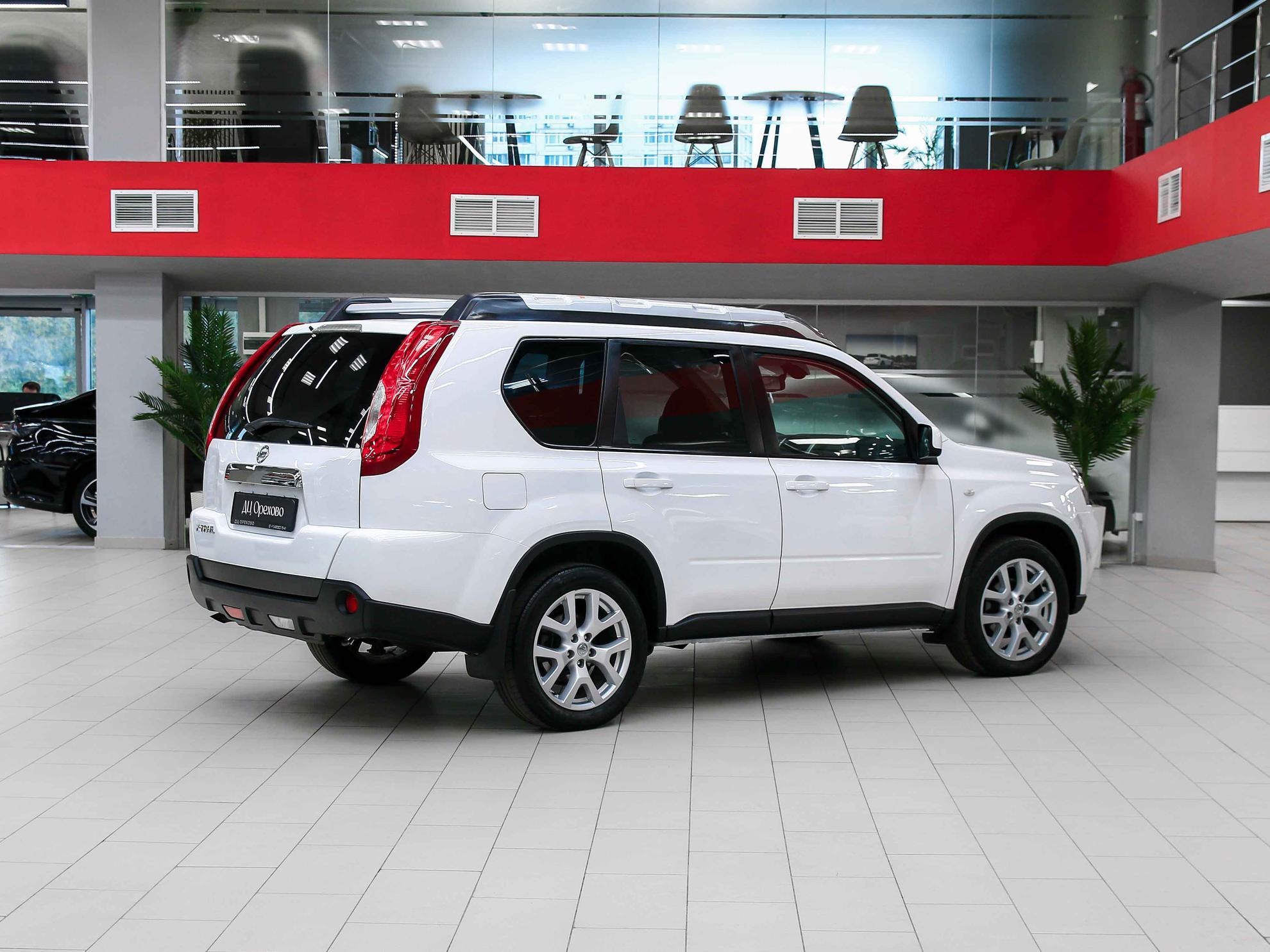 Nissan X-Trail 2014, белый, ДЦ Орехово