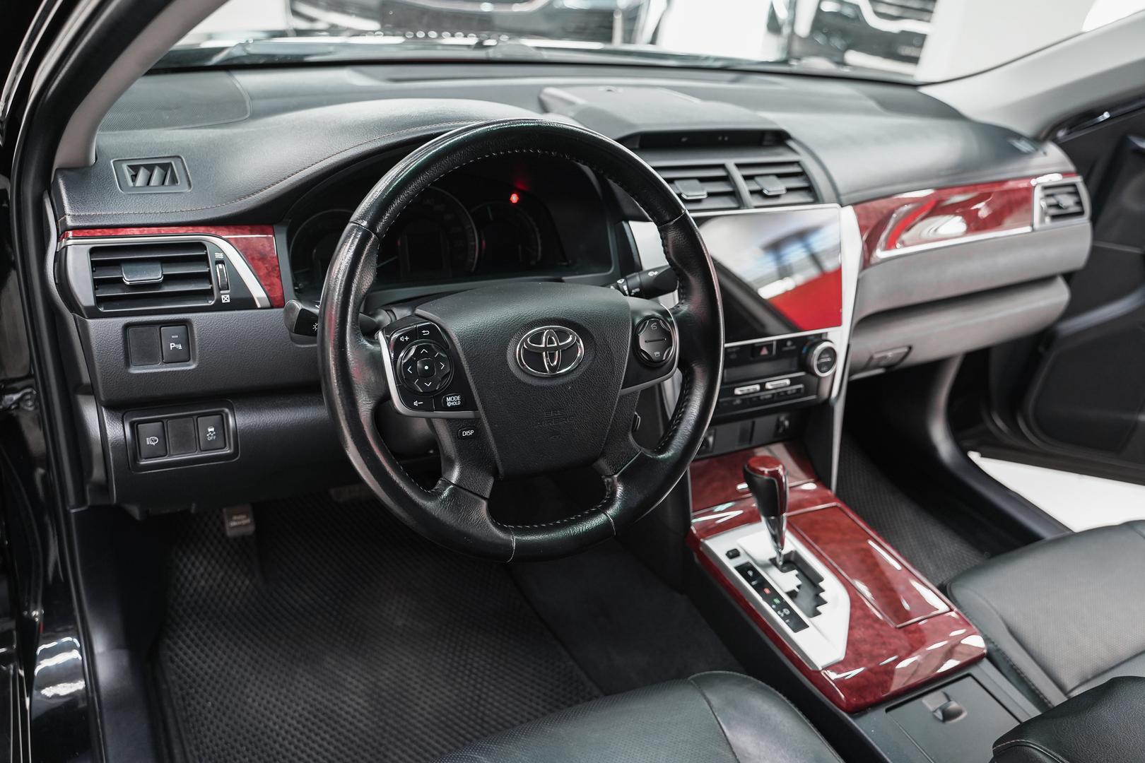 Toyota Camry 2014, черный, ДЦ Орехово