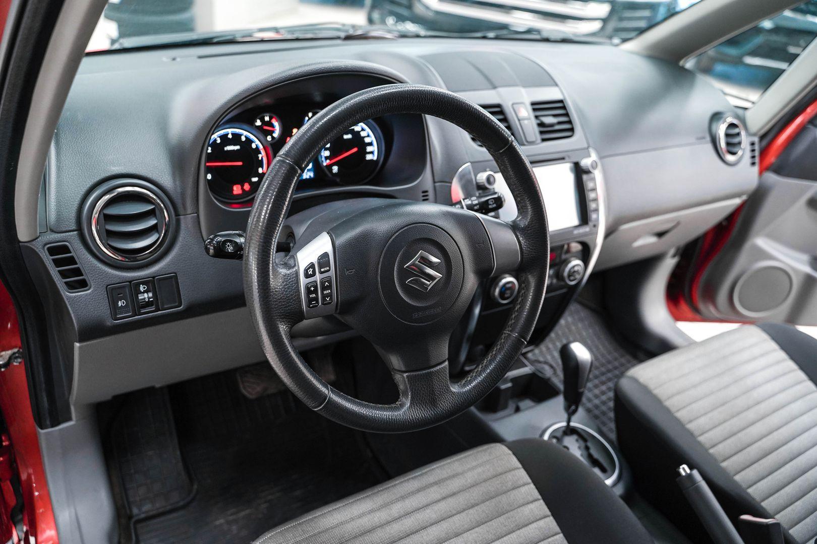 Suzuki SX4 2011, оранжевый, ДЦ Орехово