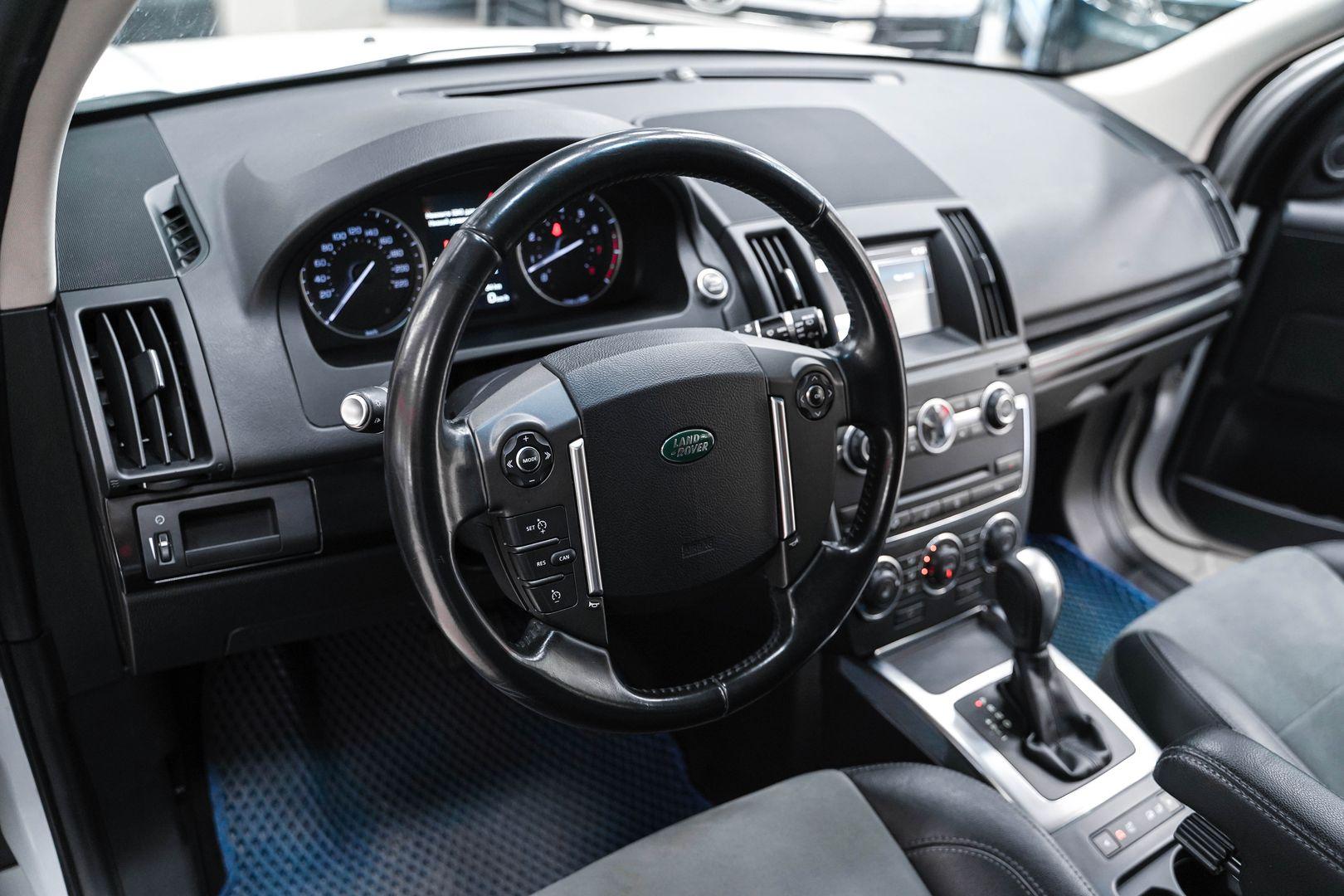 Land Rover Freelander 2014, белый, ДЦ Орехово