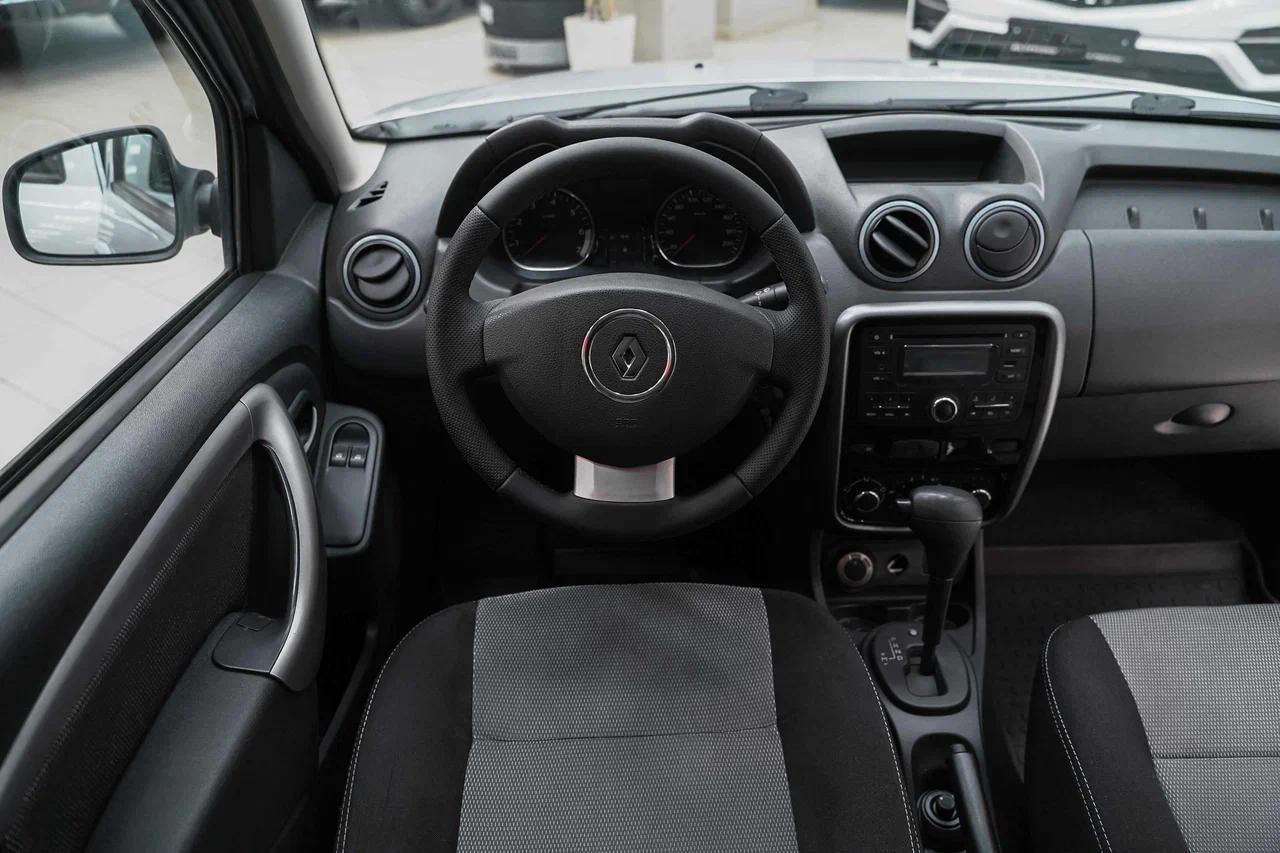 Renault Duster 2013, серебряный, ДЦ Орехово