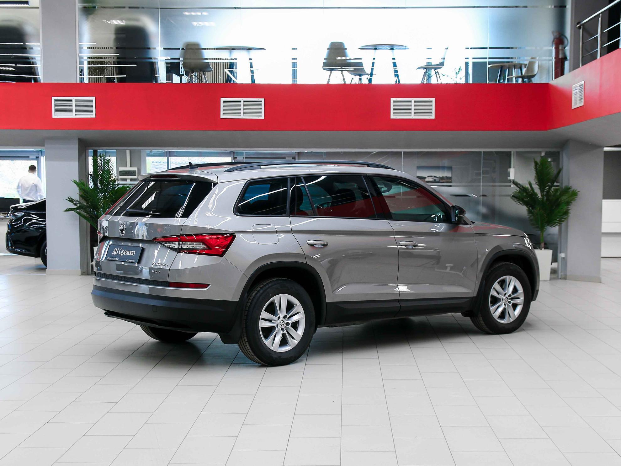 Skoda Kodiaq 2018, бежевый, ДЦ Орехово