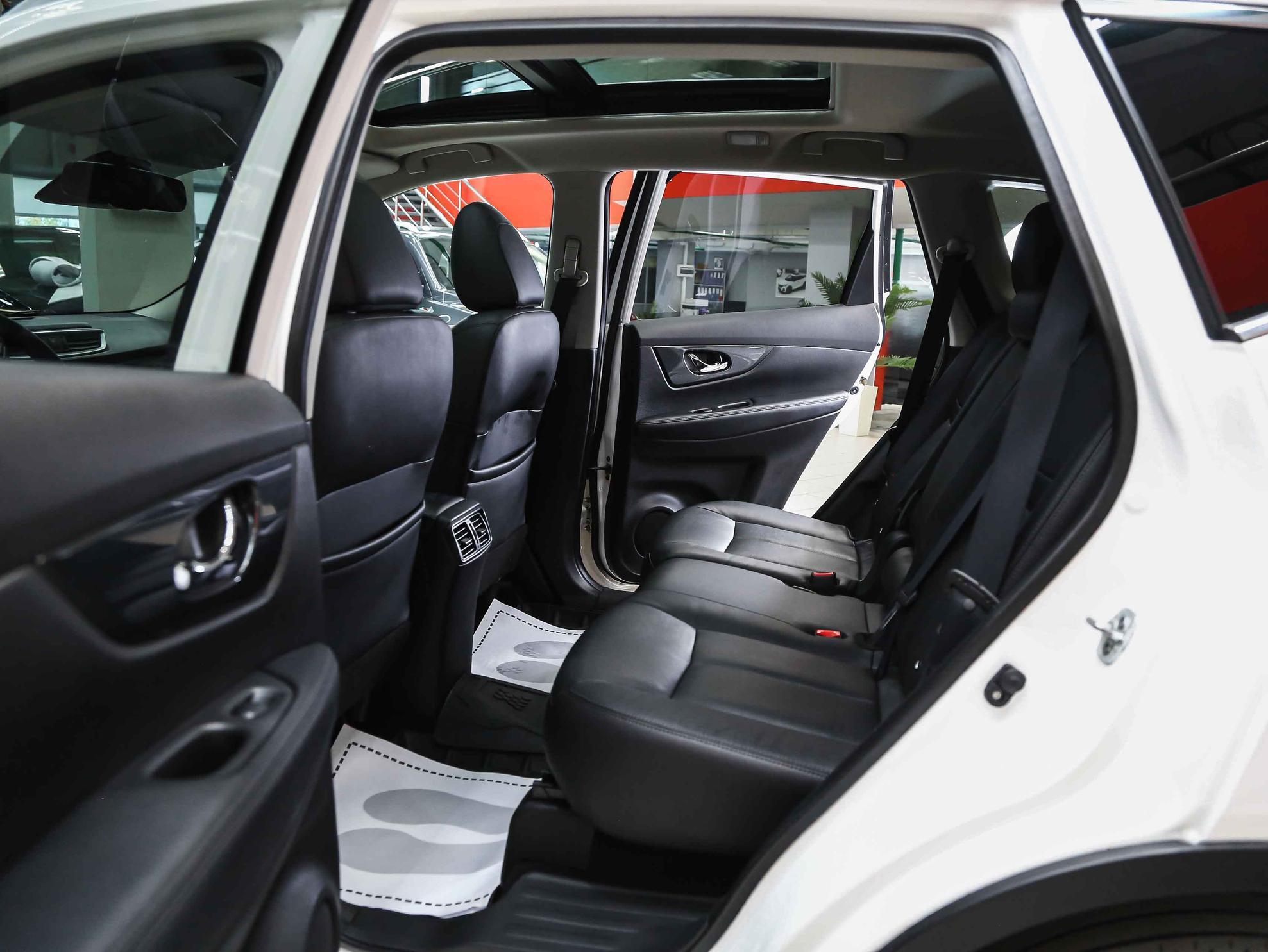 Nissan X-Trail 2015, белый, ДЦ Орехово