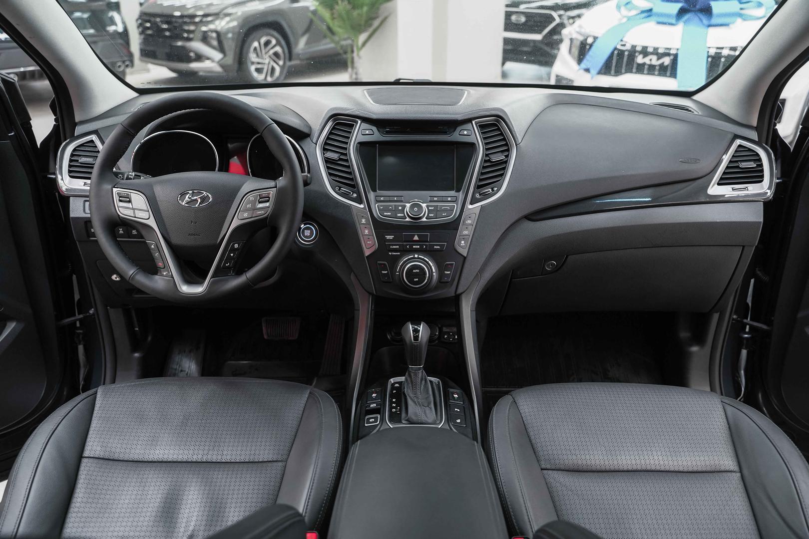 Hyundai Santa Fe 2014, синий, ДЦ Орехово