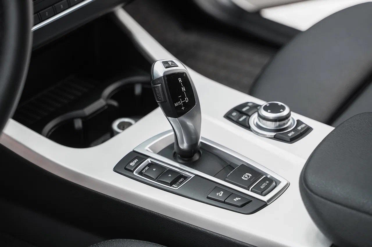 BMW X3 2012, белый, ДЦ Орехово