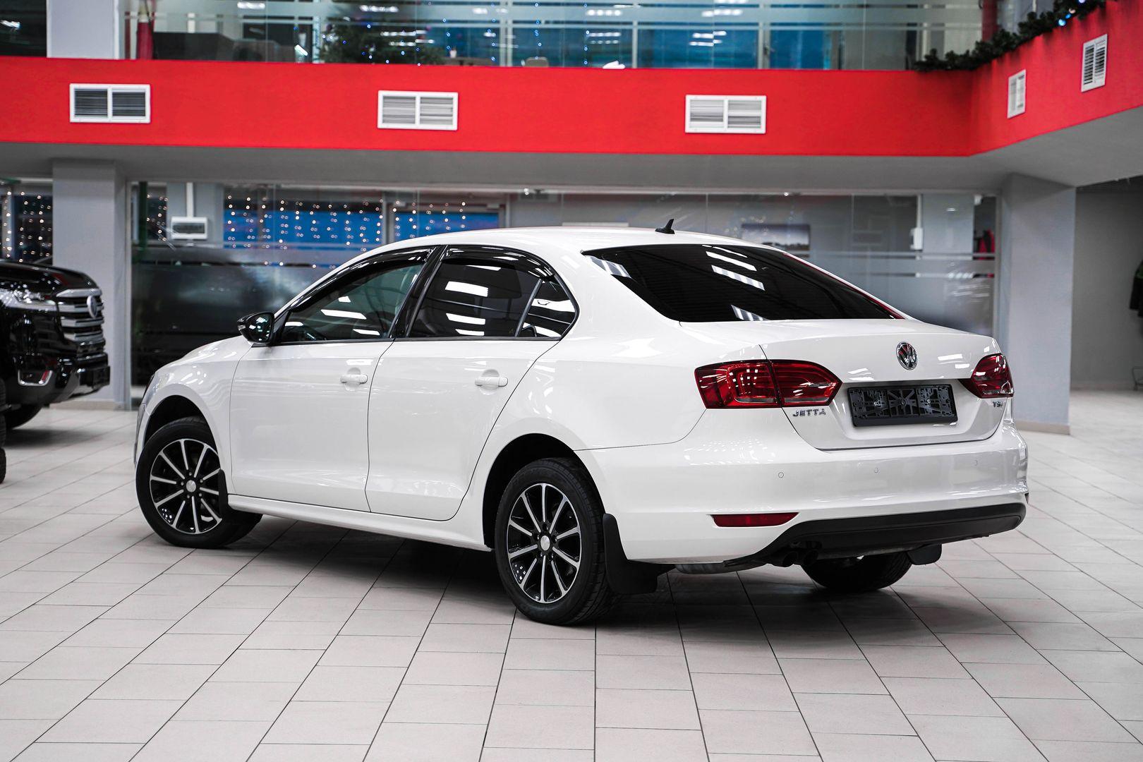Volkswagen Jetta 2014, белый, ДЦ Орехово