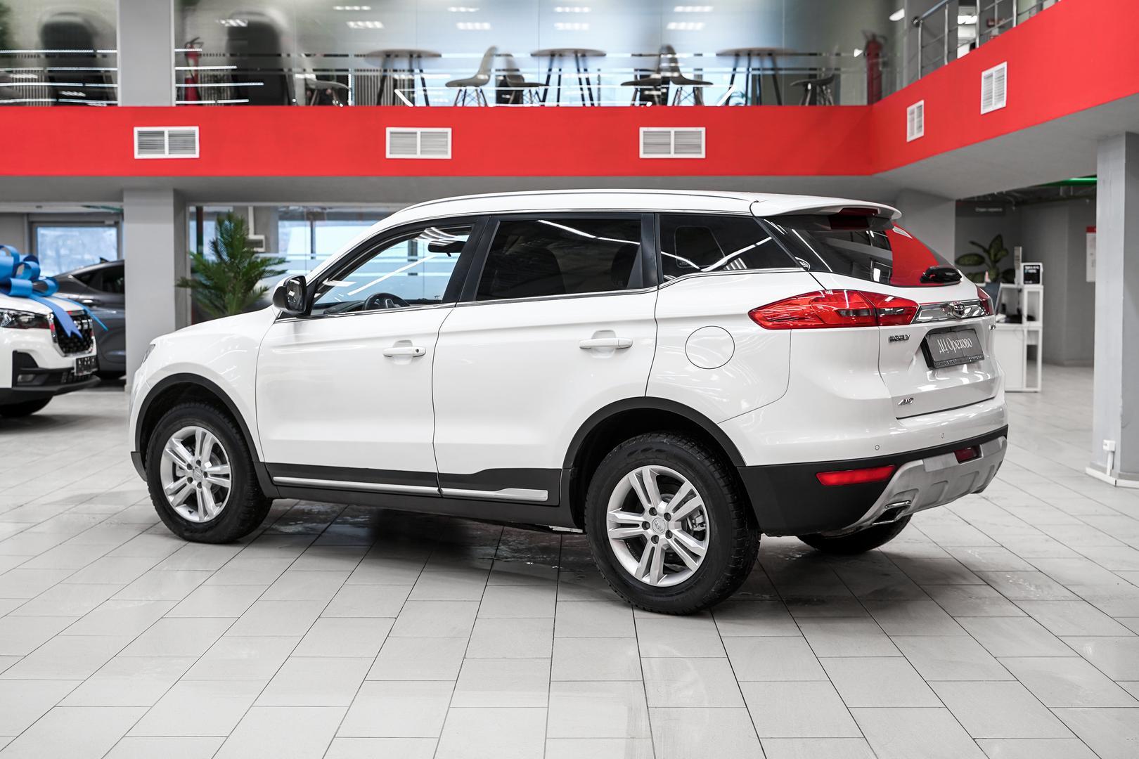 Geely Atlas 2019, белый, ДЦ Орехово