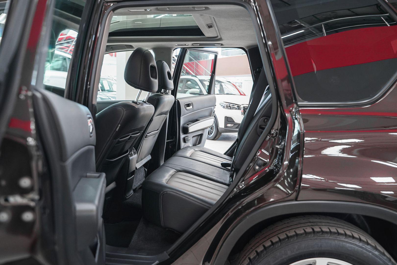Nissan X-Trail 2012, фиолетовый, ДЦ Орехово