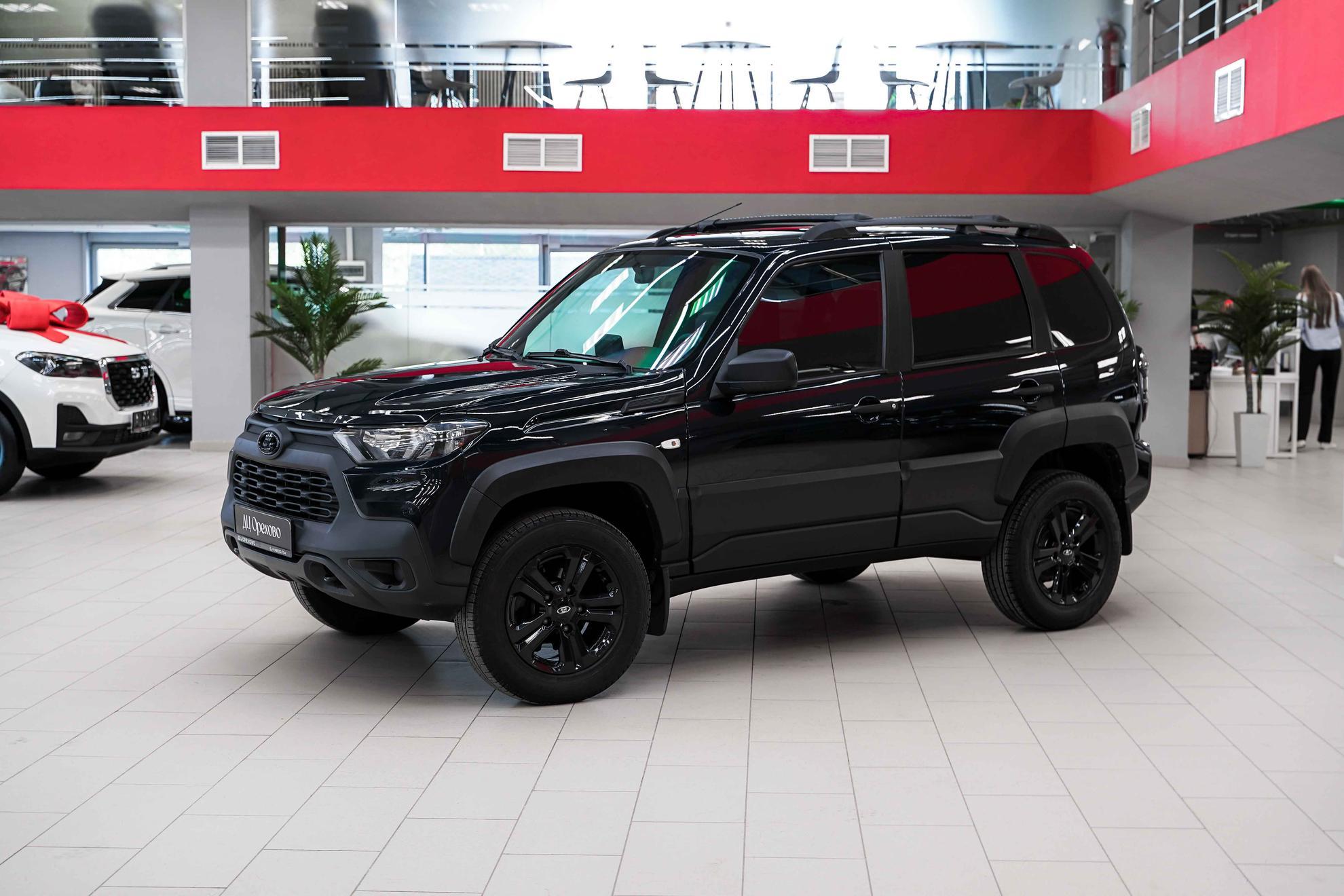 LADA (ВАЗ) Niva Travel 2024, зеленый, ДЦ Орехово