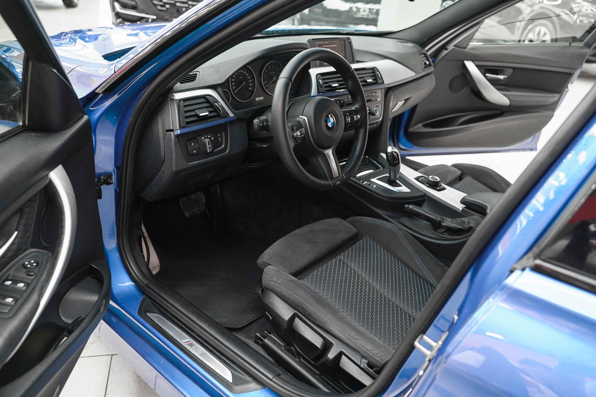 BMW 3 серии 2013, синий, ДЦ Орехово