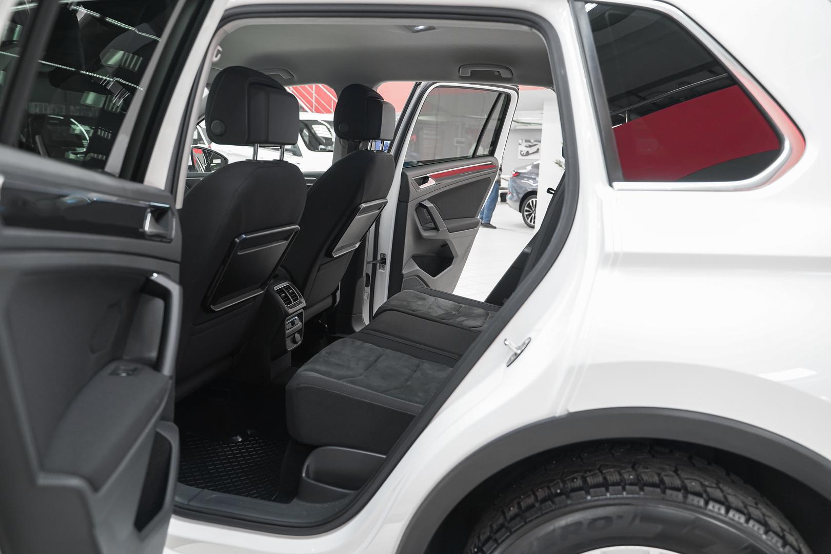 Volkswagen Tiguan 2017, белый, ДЦ Орехово