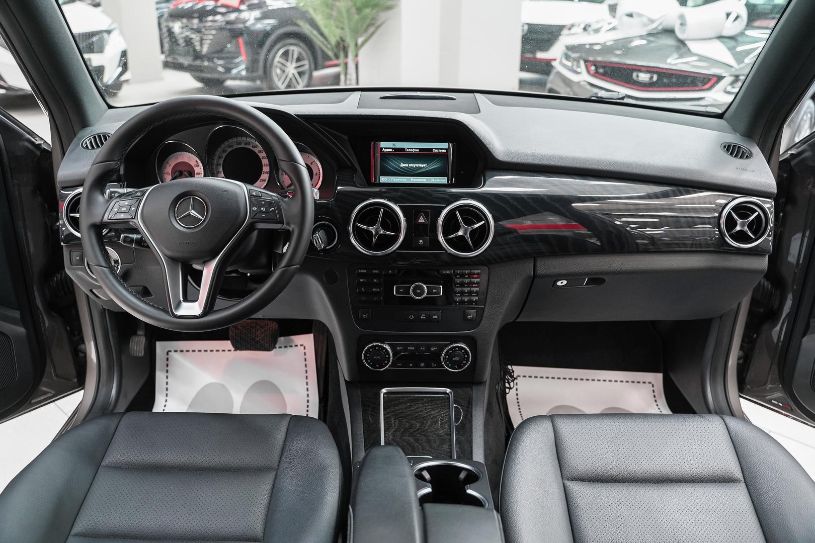 Mercedes-Benz GLK-Класс 2015, серый, ДЦ Орехово