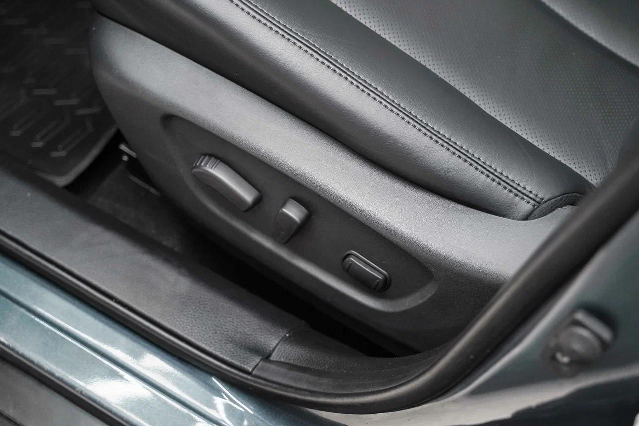 Nissan X-Trail 2015, синий, ДЦ Орехово