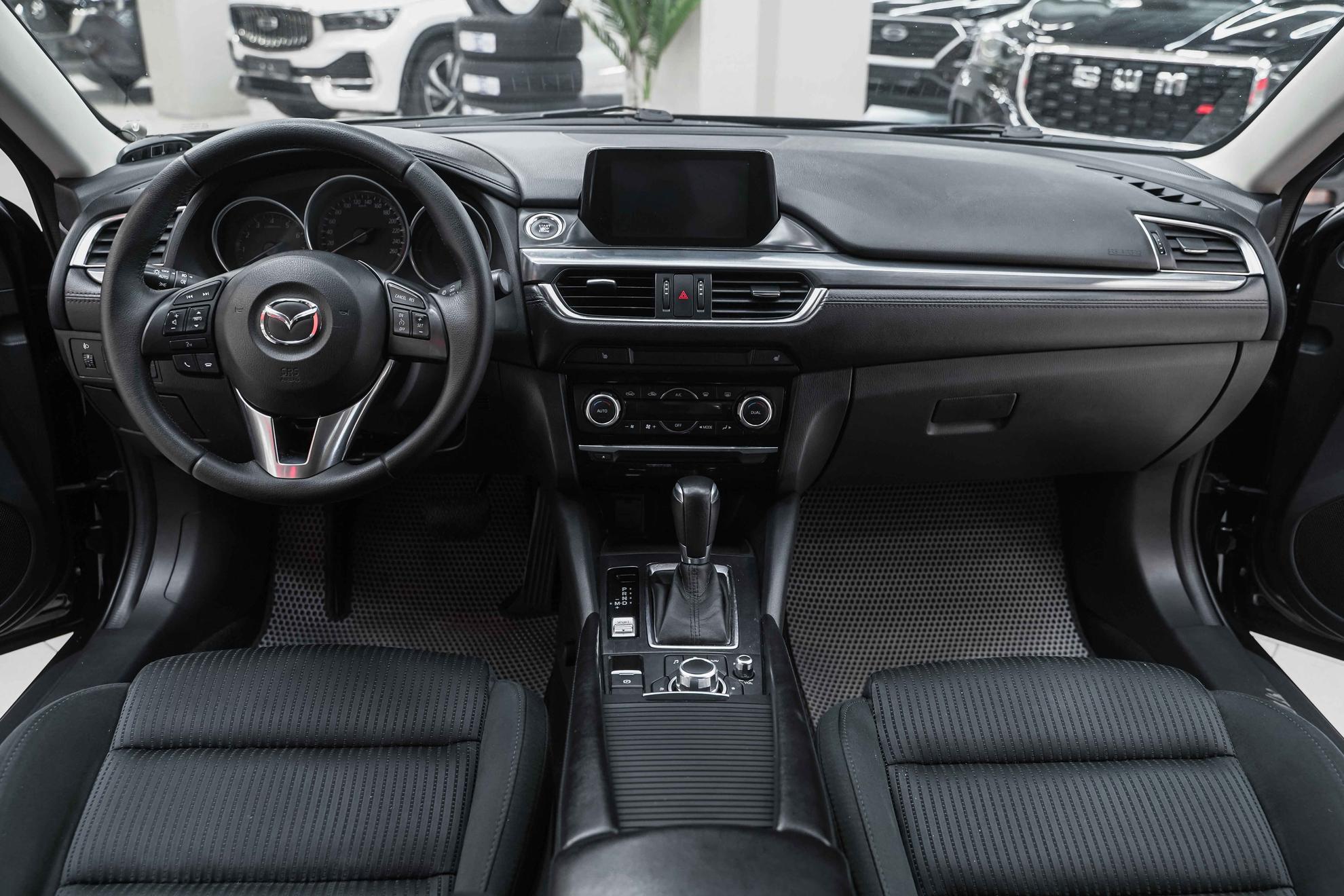 Mazda 6 2016, черный, ДЦ Орехово