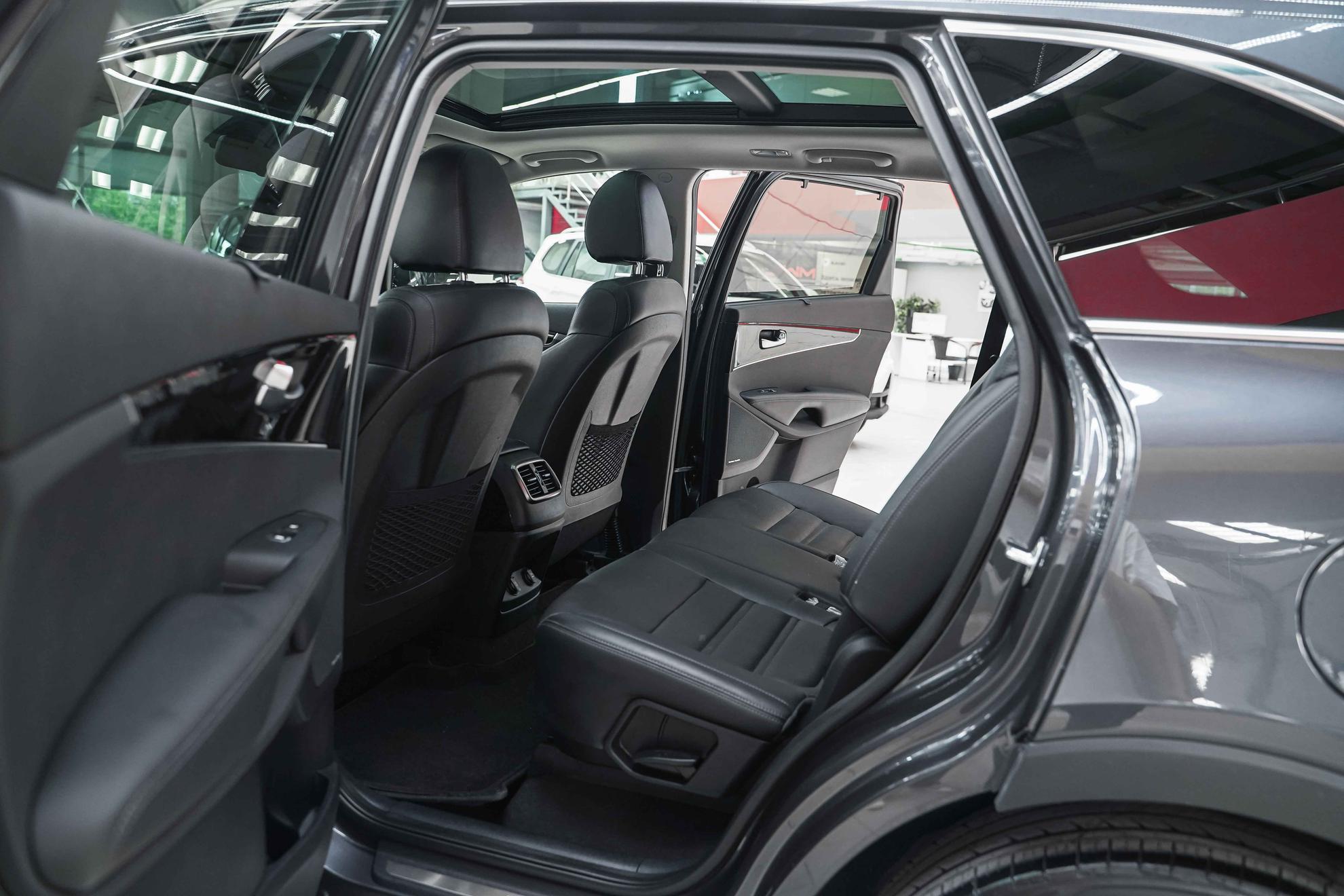 Kia Sorento 2019, серый, ДЦ Орехово