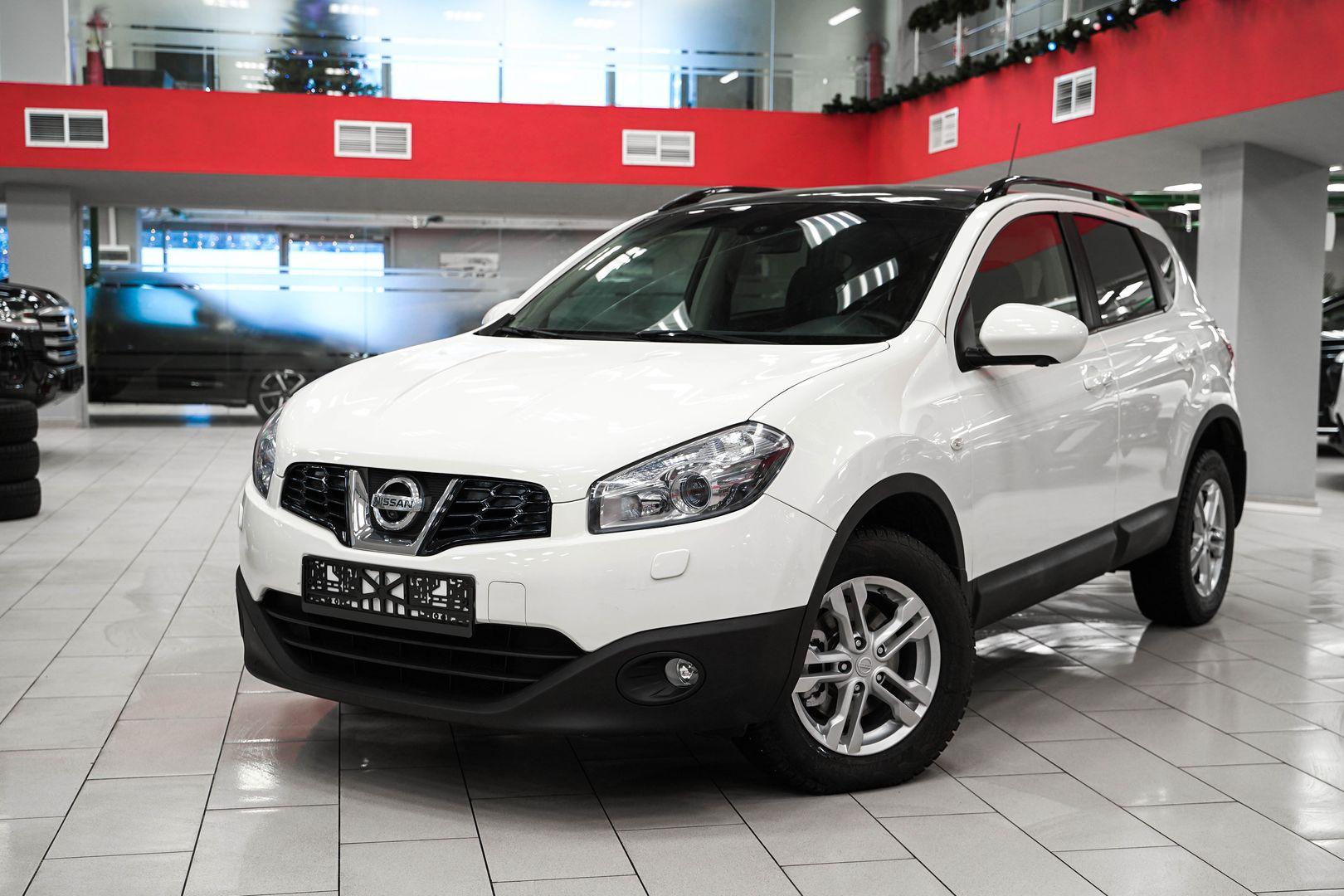 Nissan Qashqai 2013, белый, ДЦ Орехово