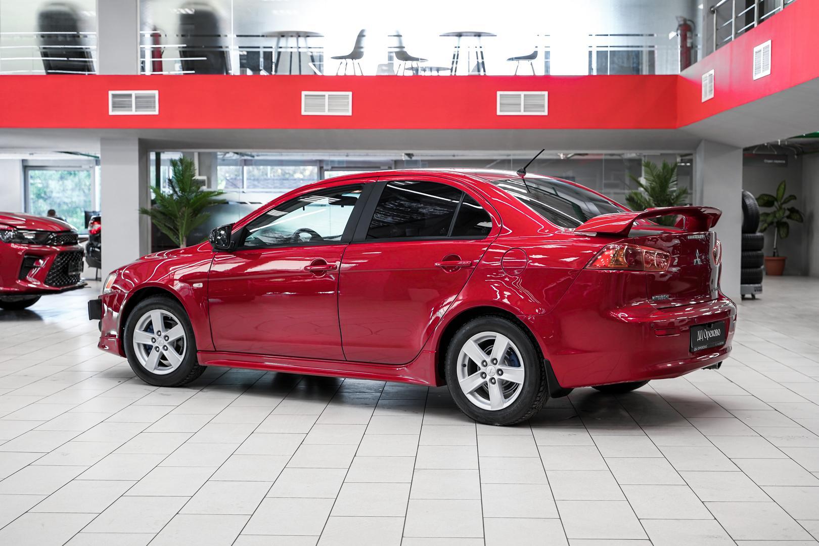 Mitsubishi Lancer 2008, красный, ДЦ Орехово