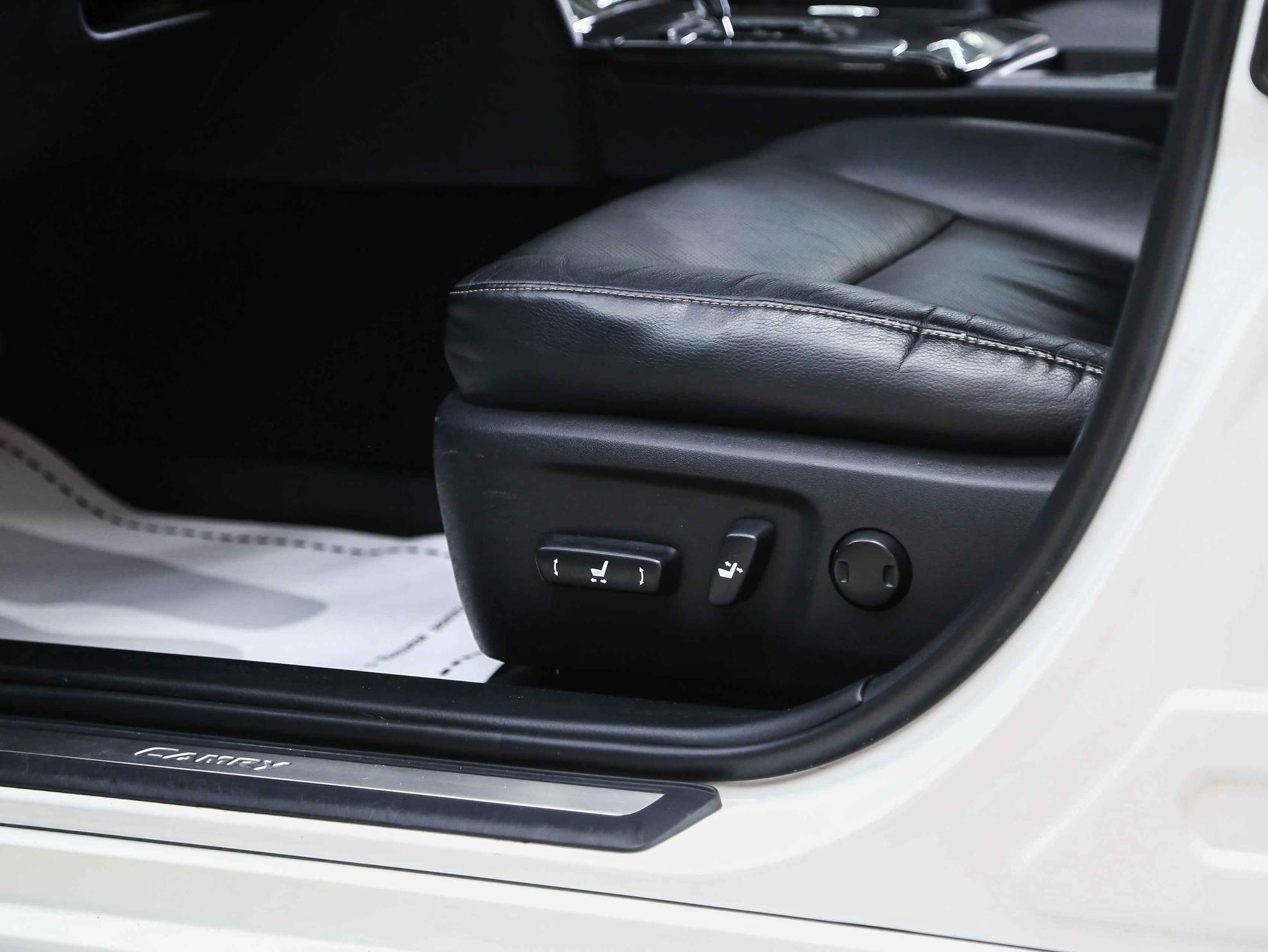 Toyota Camry 2015, белый, ДЦ Орехово