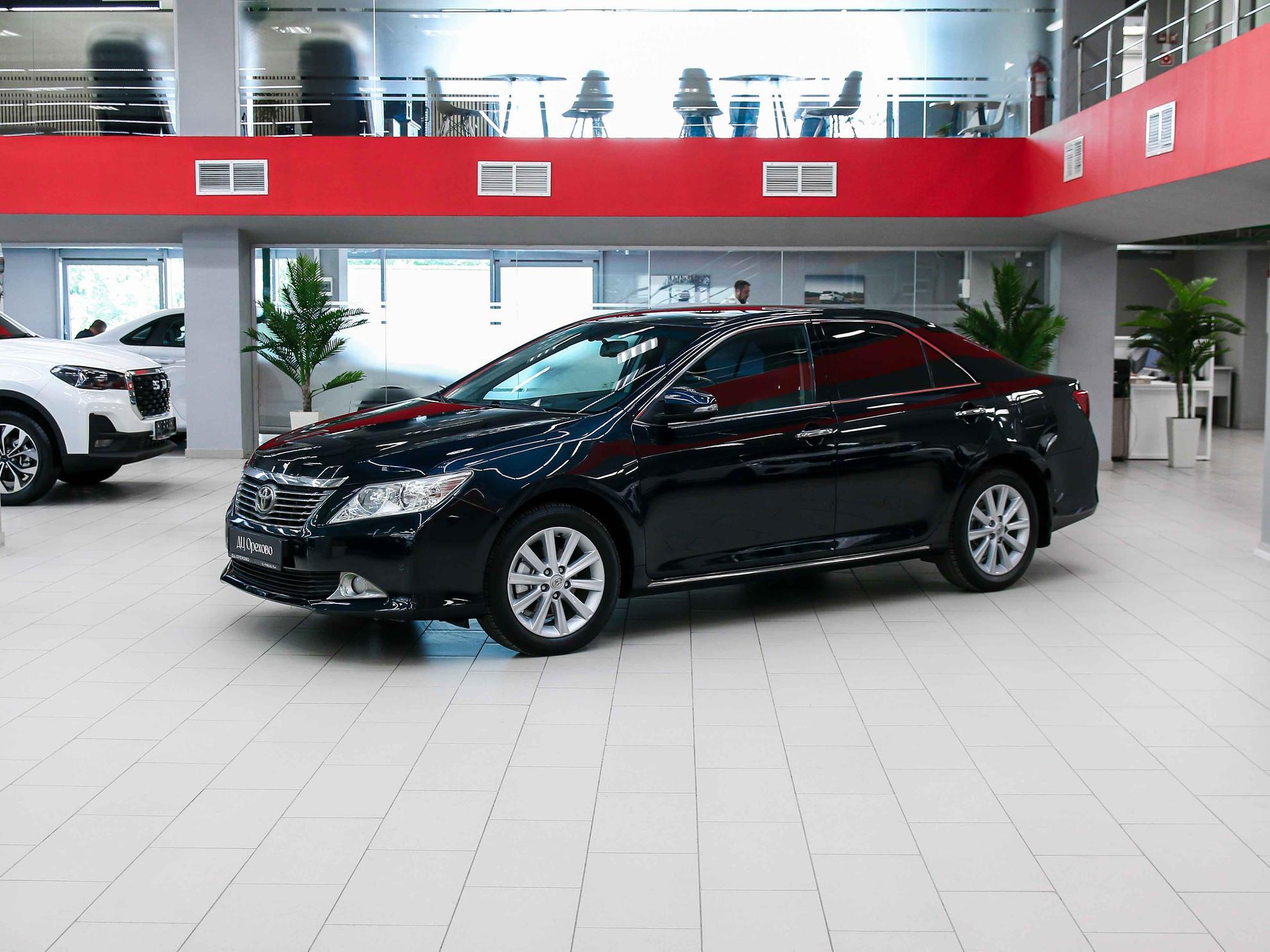 Toyota Camry 2012, черный, ДЦ Орехово