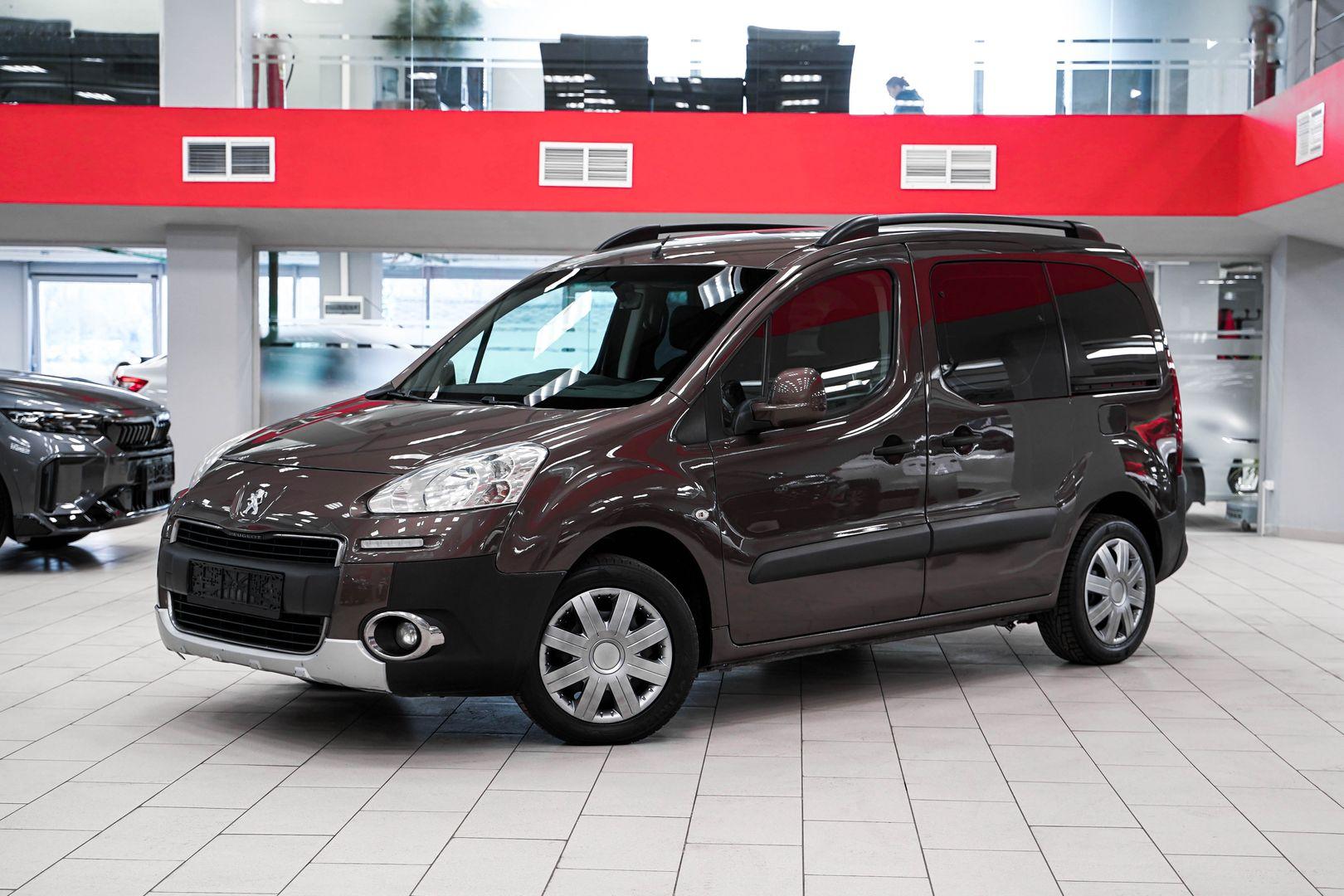 Peugeot Partner 2013, коричневый, ДЦ Орехово