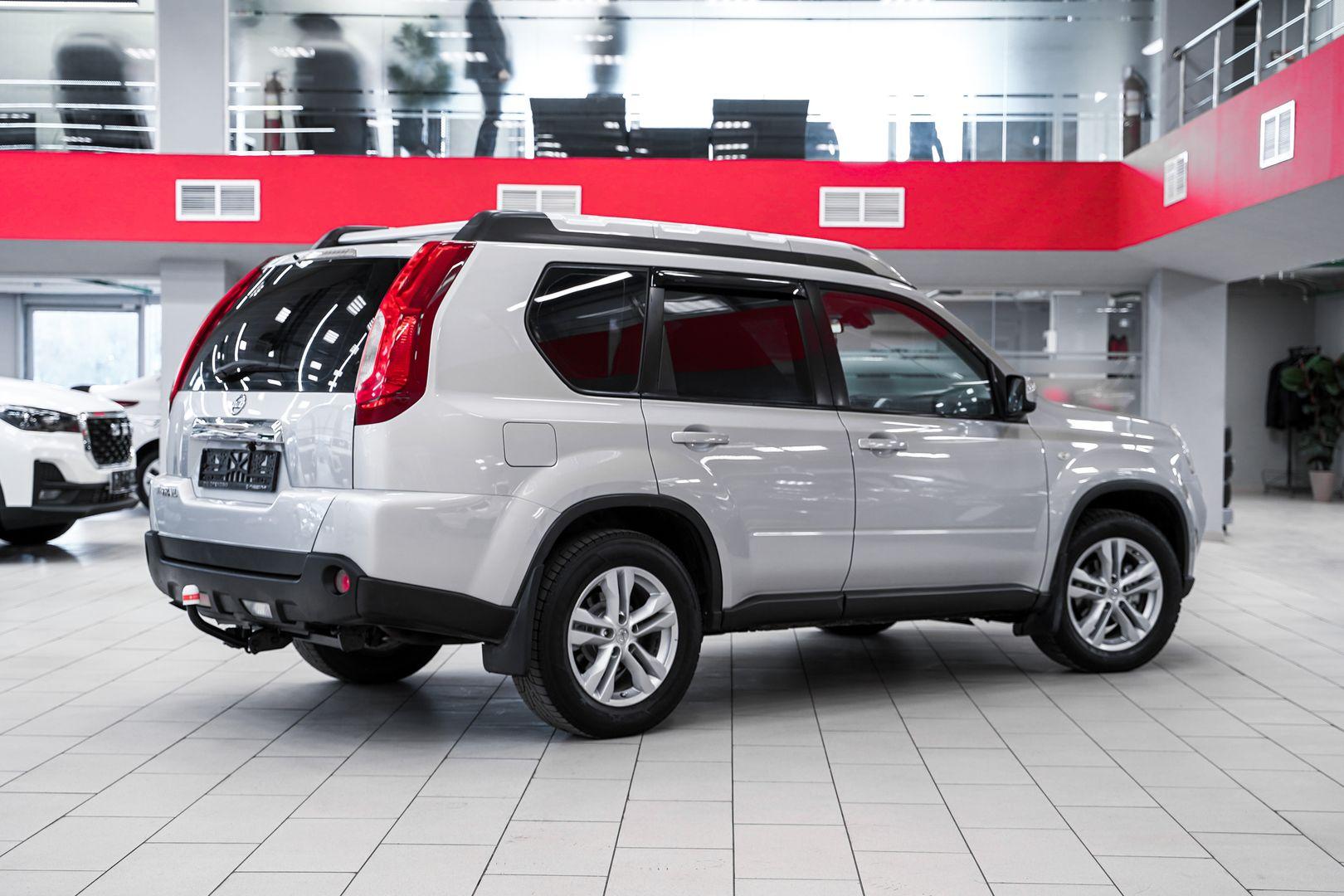 Nissan X-Trail 2012, серебряный, ДЦ Орехово