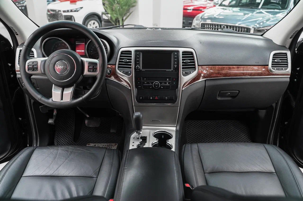 Jeep Grand Cherokee 2011, черный, ДЦ Орехово