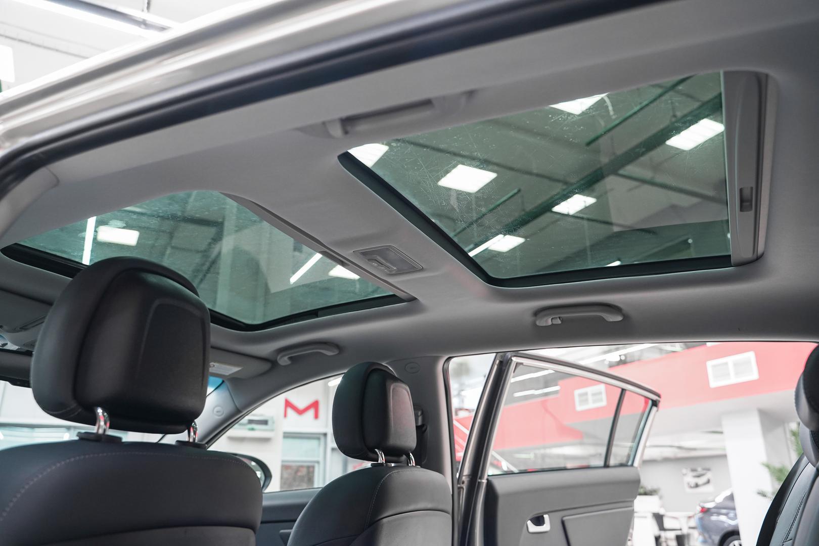 Kia Sportage 2013, серебряный, ДЦ Орехово