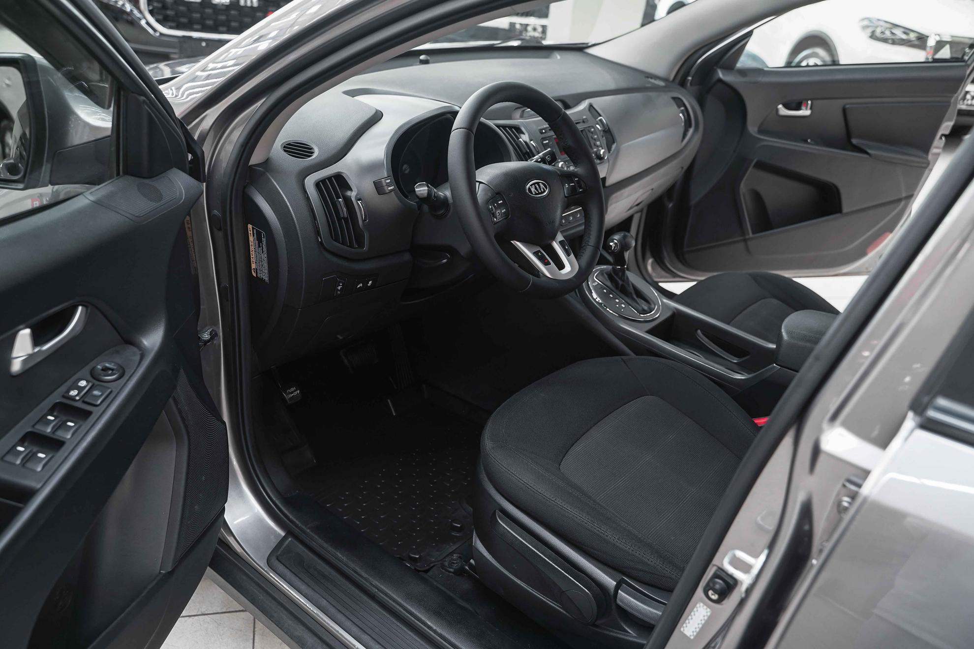Kia Sportage 2010, серый, ДЦ Орехово