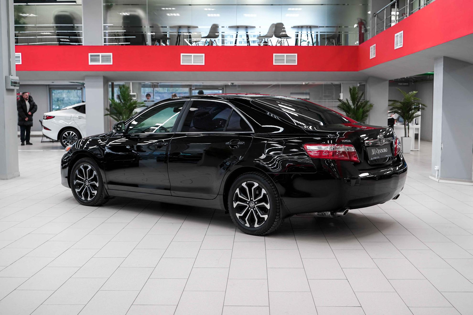 Toyota Camry 2011, черный, ДЦ Орехово
