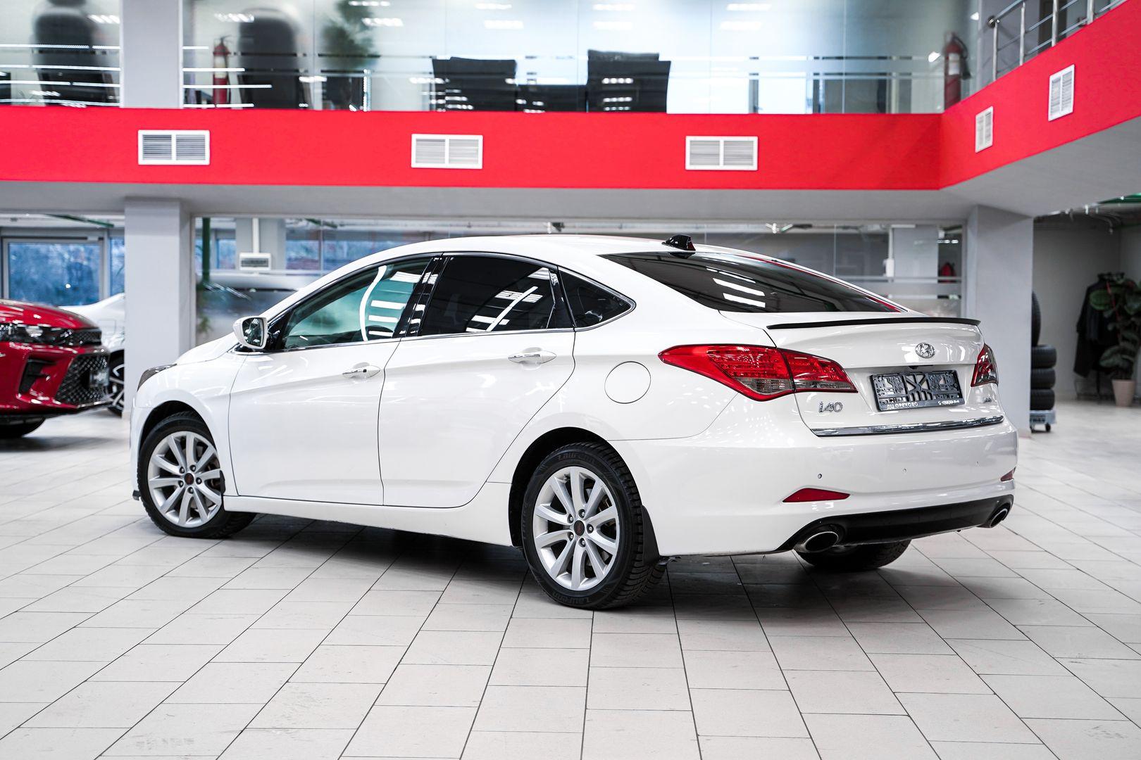 Hyundai i40 2013, белый, ДЦ Орехово