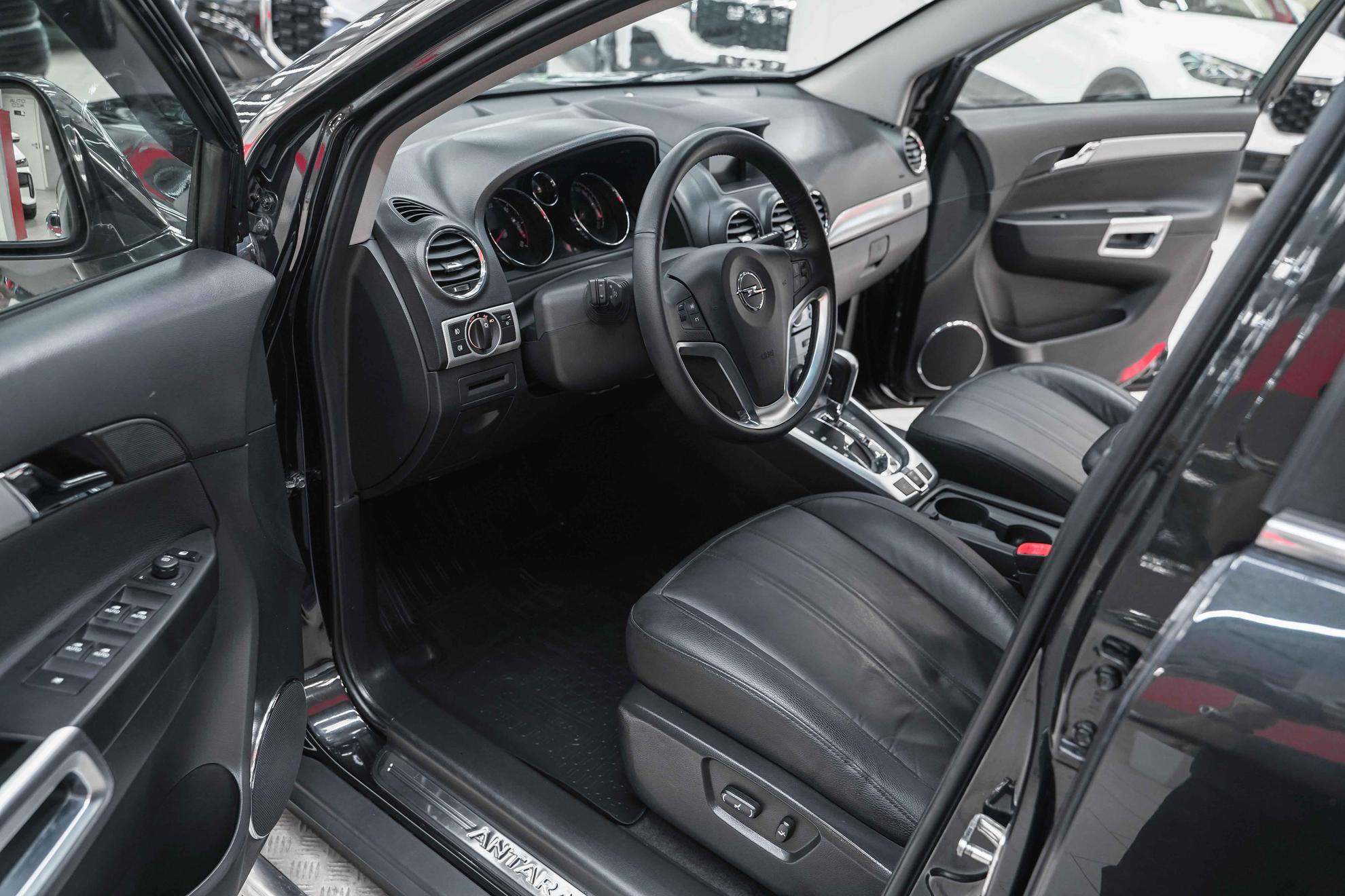 Opel Antara 2013, черный, ДЦ Орехово