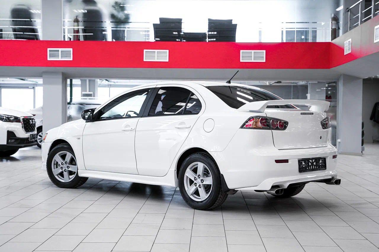 Mitsubishi Lancer 2008, белый, ДЦ Орехово