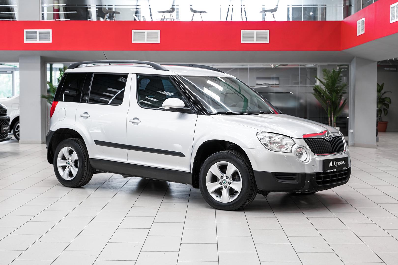 Skoda Yeti 2012, серебряный, ДЦ Орехово