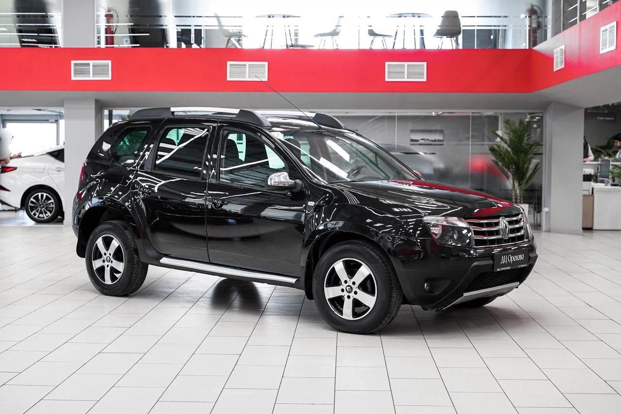 Renault Duster 2012, черный, ДЦ Орехово
