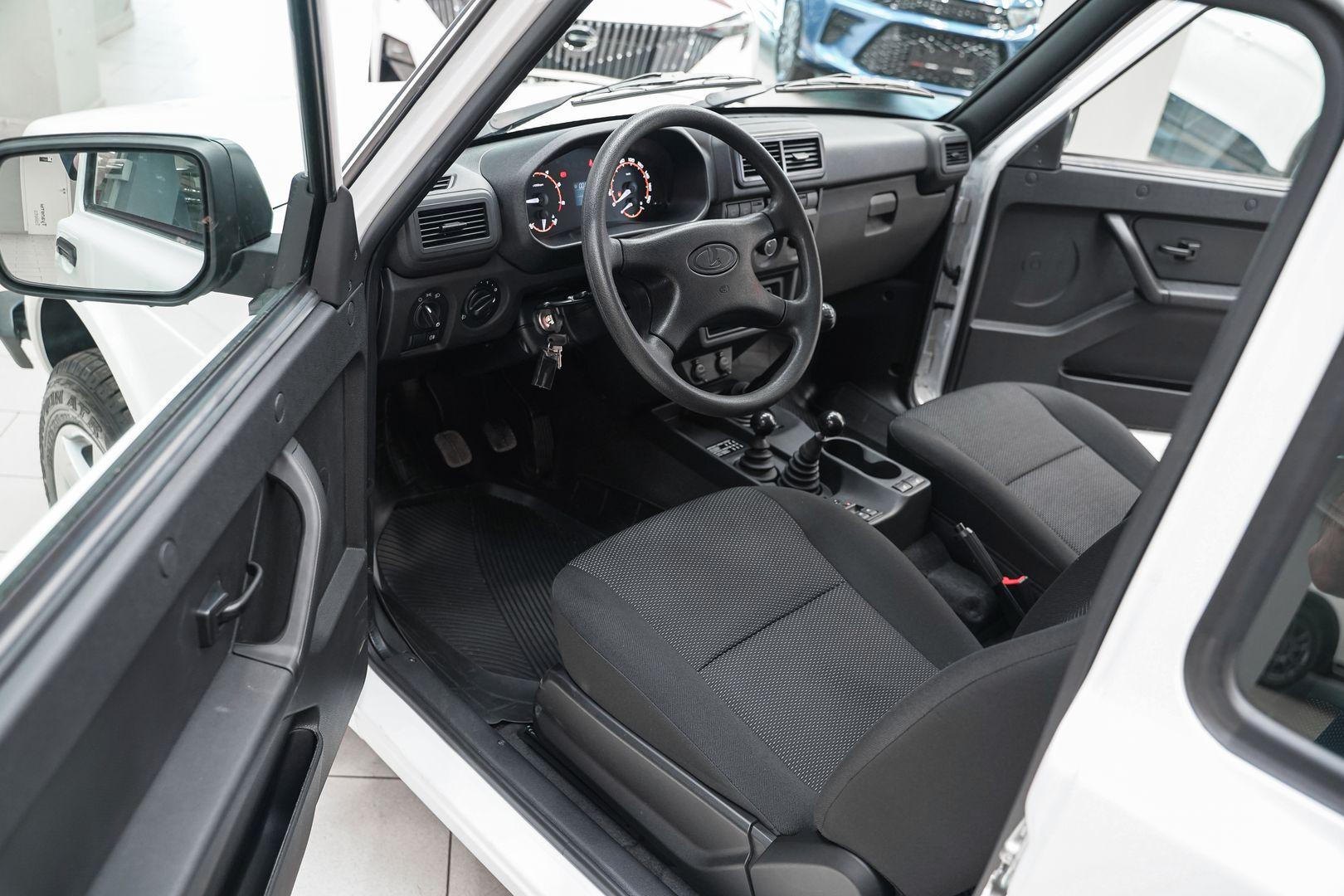 LADA (ВАЗ) Niva Legend 2024, белый, ДЦ Орехово