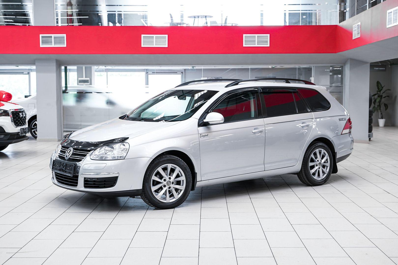 Volkswagen Golf 2009, серебряный, ДЦ Орехово