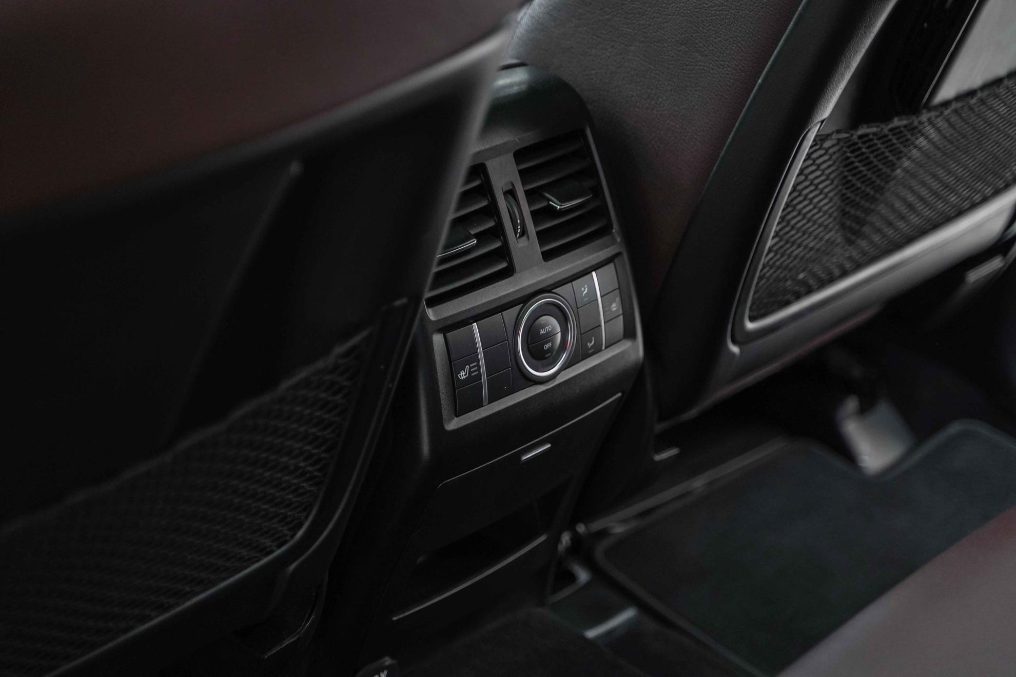 Mercedes-Benz GL-Класс 2015, черный, ДЦ Орехово