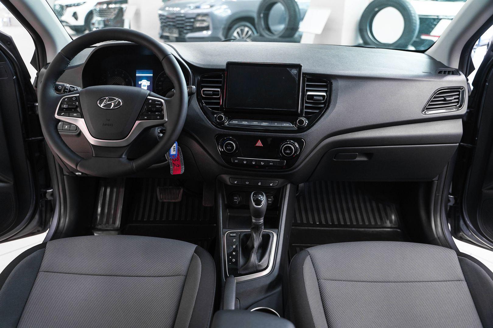 Hyundai Solaris 2020, серый, ДЦ Орехово