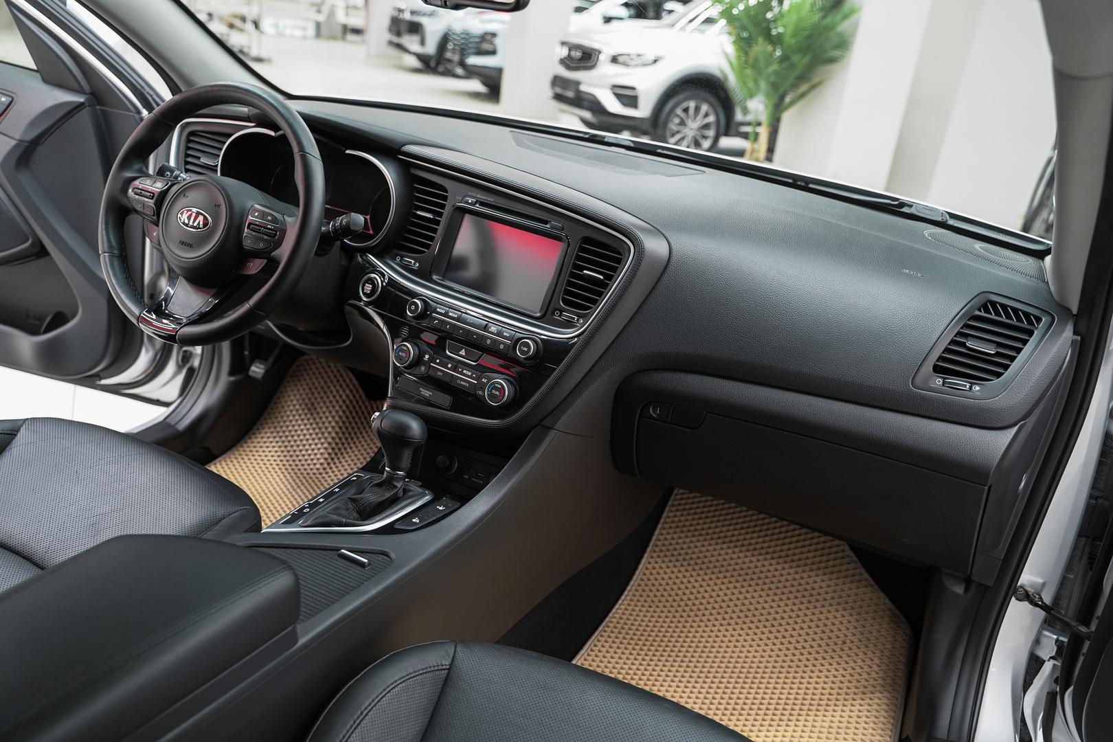 Kia Optima 2015, серебряный, ДЦ Орехово