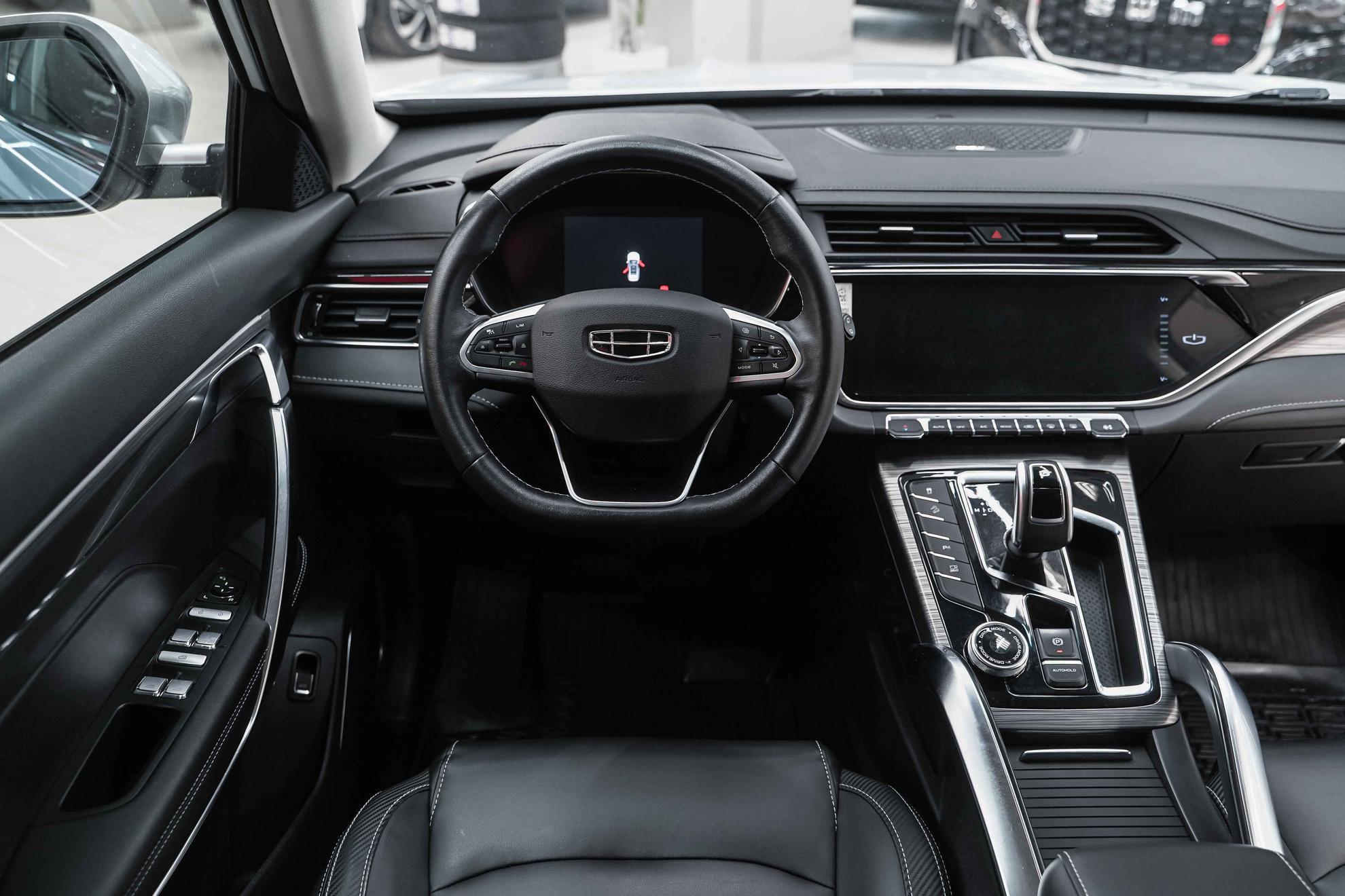 Geely Atlas Pro 2021, серый, ДЦ Орехово