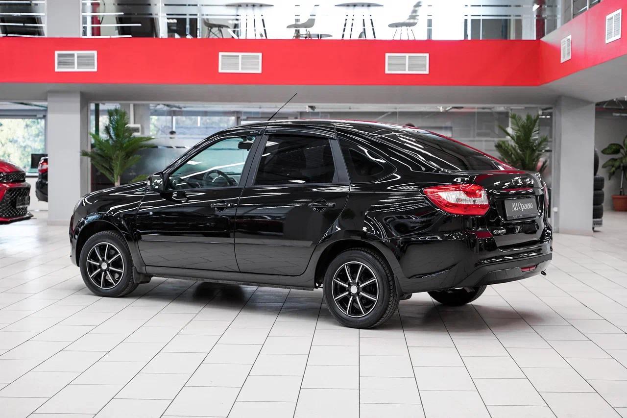 LADA (ВАЗ) Granta 2023, черный, ДЦ Орехово