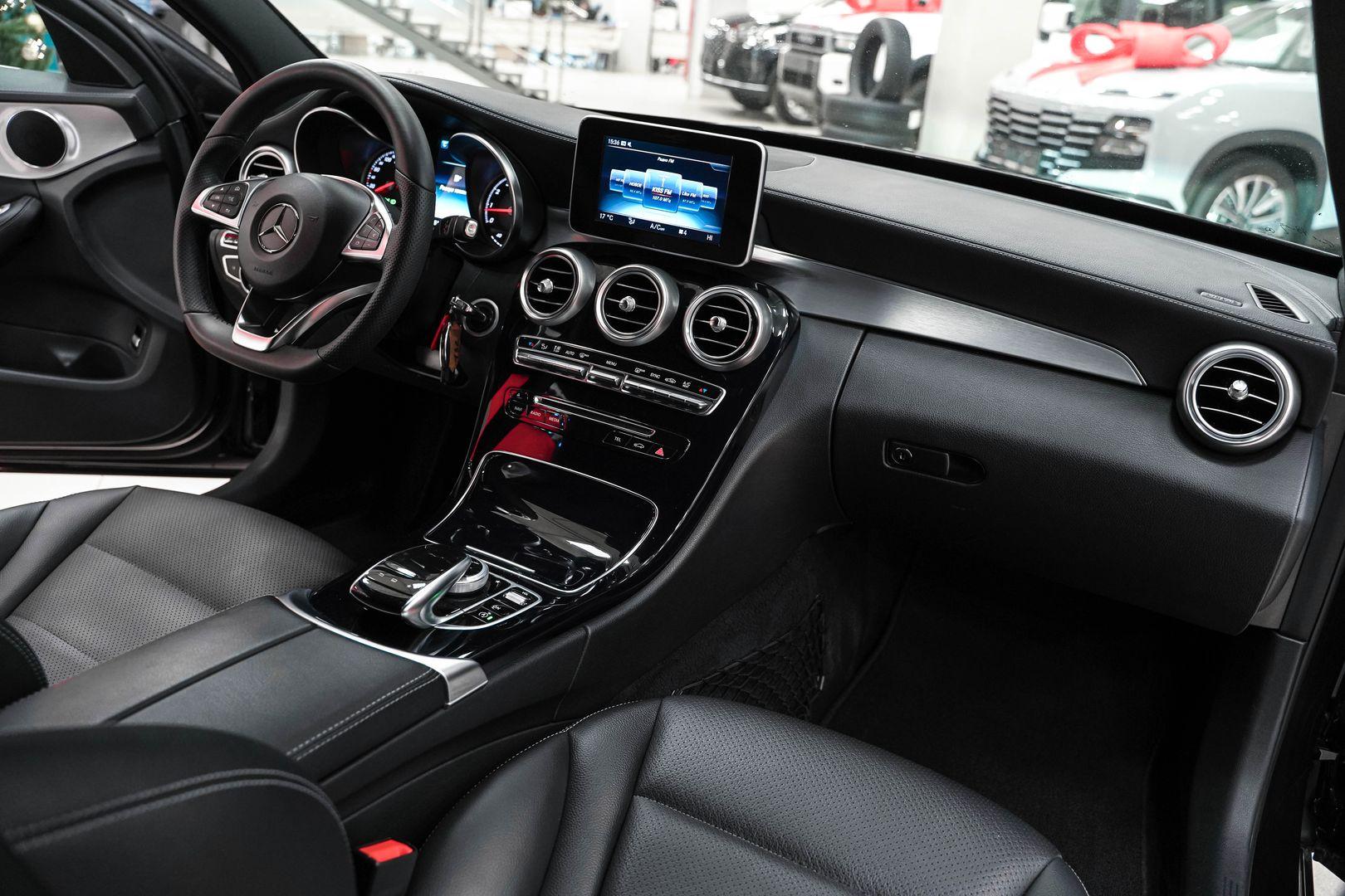 Mercedes-Benz C-Класс 2014, черный, ДЦ Орехово