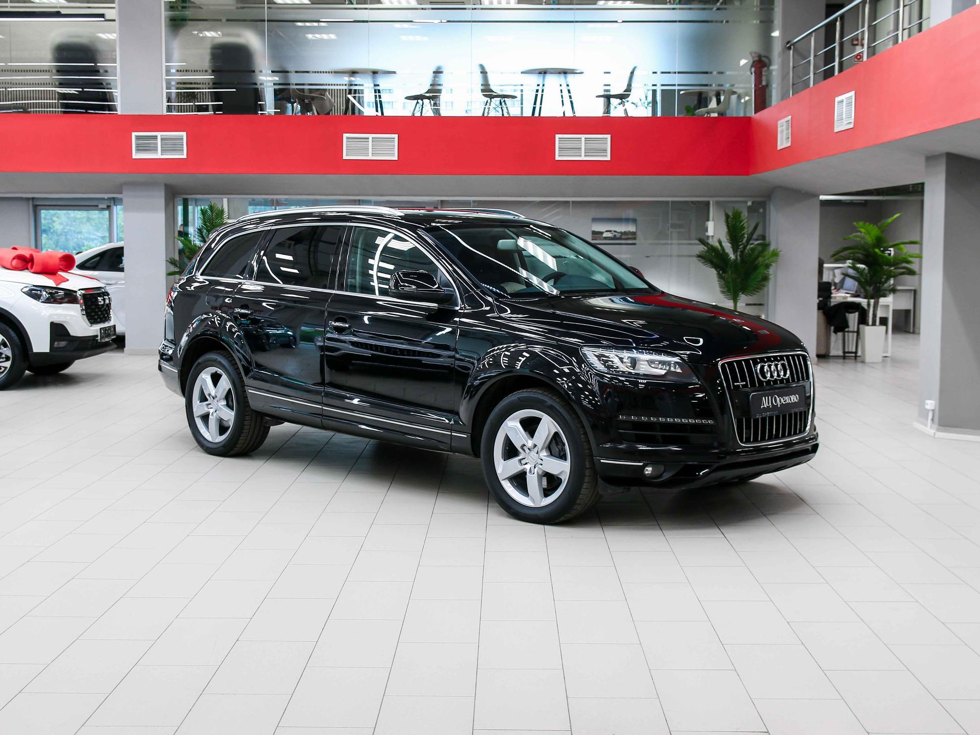 Audi Q7 2013, черный, ДЦ Орехово